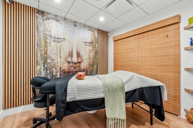 massage-Room Medium